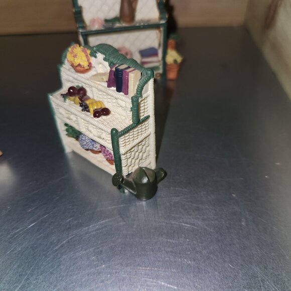 Avon Victorian Memories Dollhouse Wicker Furniture Set with Accessories & Plants - Picture 10 of 11